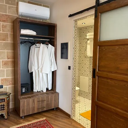 Utopia Luxury - Old Town Apartament Rhodes City