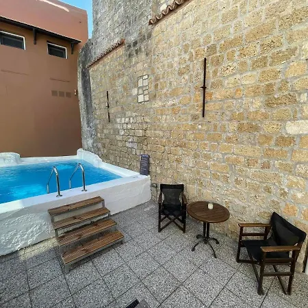 Utopia Luxury - Old Town *