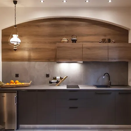 Utopia Luxury - Old Town Апартаменти *