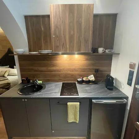 アパート Utopia Luxury - Old Town