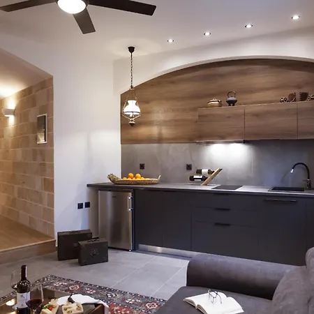 Utopia Luxury - Old Town Apartment Rhodes City