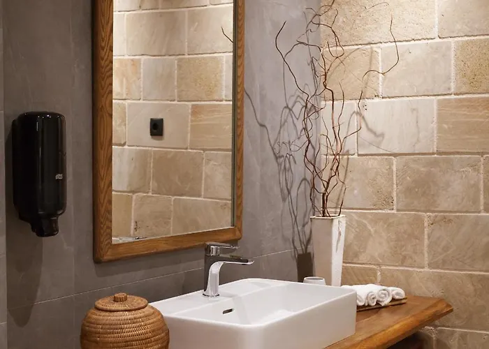 Utopia Luxury - Old Town