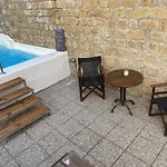 Utopia Luxury - Old Town Apartament Rhodes City