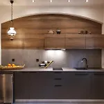 Utopia Luxury - Old Town Apartament *