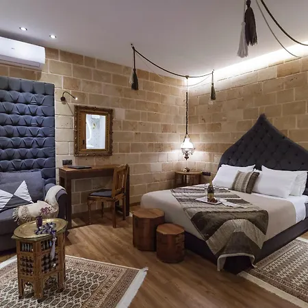 Utopia Luxury - Old Town